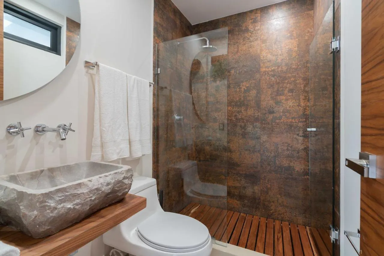 Queen Bed Suite, Infinity Pool & Fast Wifi, Nespresso & Netflix Tulum Pueblo 0*,